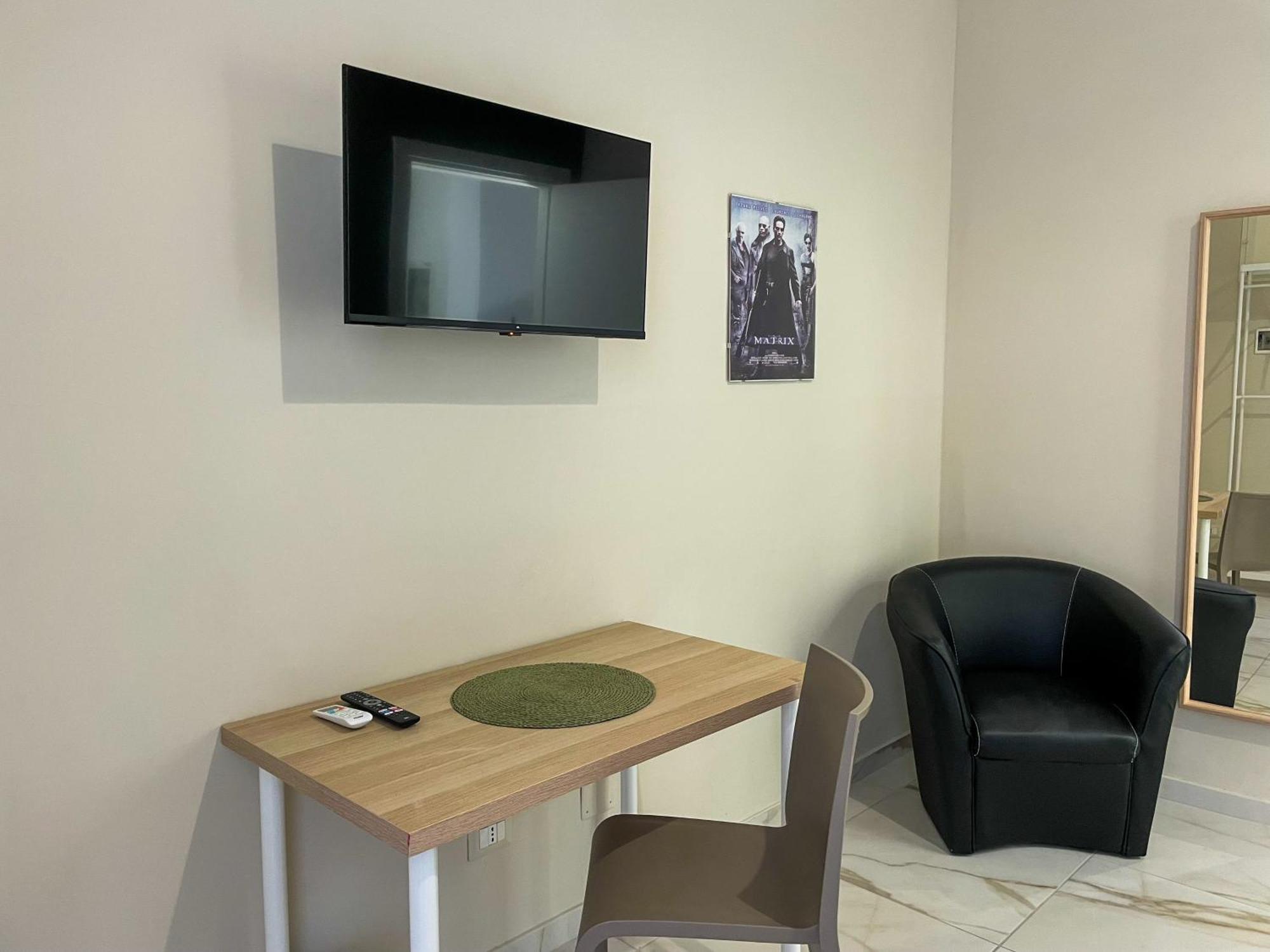 Louma Rooms Бари Экстерьер фото